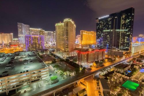 No Resort Fee Strip View Balcony Valet Parking