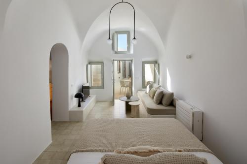 Thiro Exclusive Villa with private jacuzzi — 4-Star Luxury Hotel in Pyrgos, Greece
