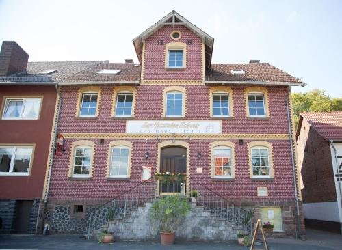 Zur Hessischen Schweiz — hotel in Guxhagen