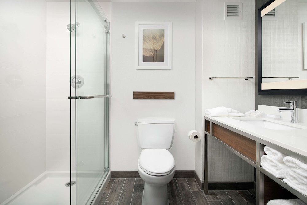 Hilton Garden Inn Westchester Dobbs Ferry NY - photo 20