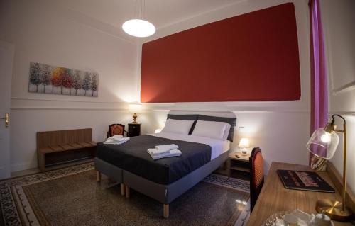 Petrarca Suite — 4-Star Luxury Hotel in Palermo, Italy