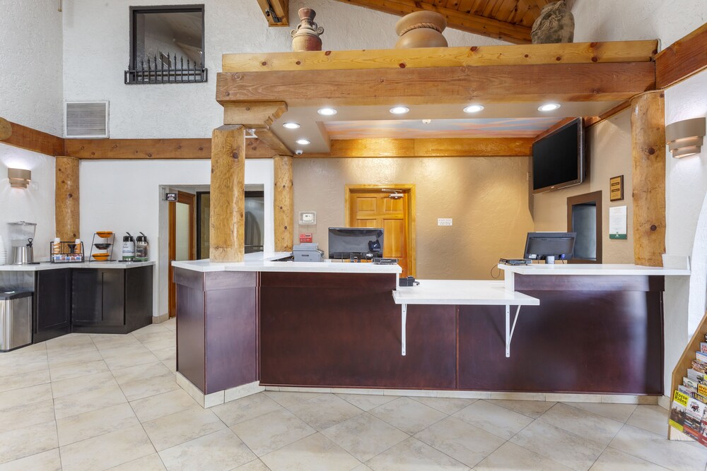 Quality Inn Phoenix Scottsdale West - photo 6