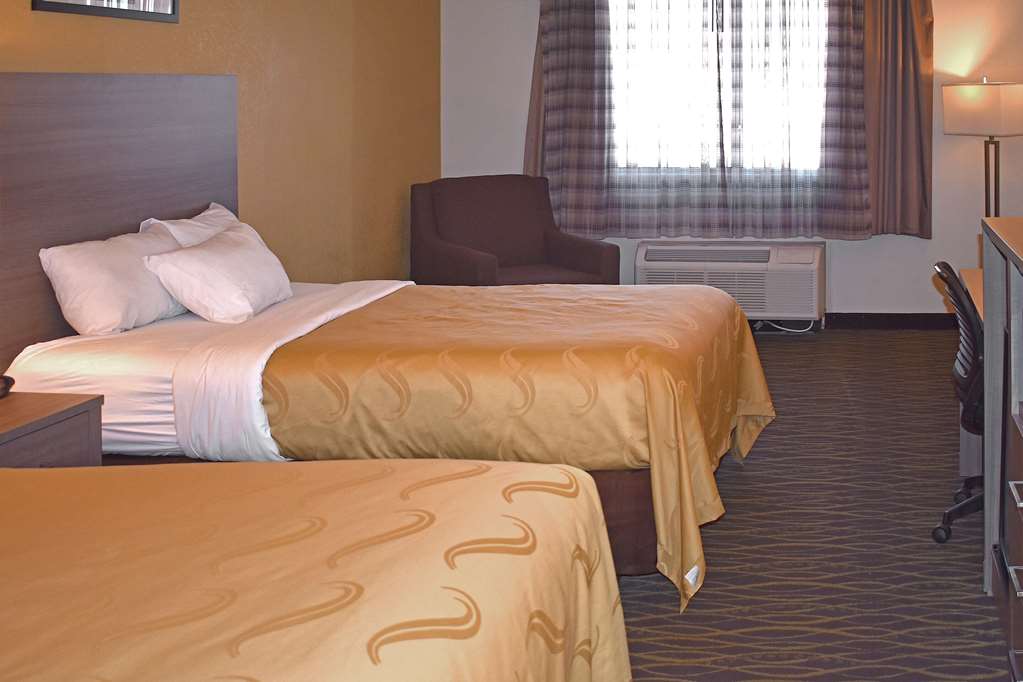 Quality Inn & Suites Kearneysville Martinsburg - photo 8