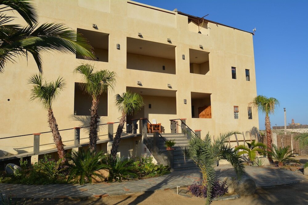 Tortugas Cerritos Beachfront Hotel in El Pescadero, Mexico