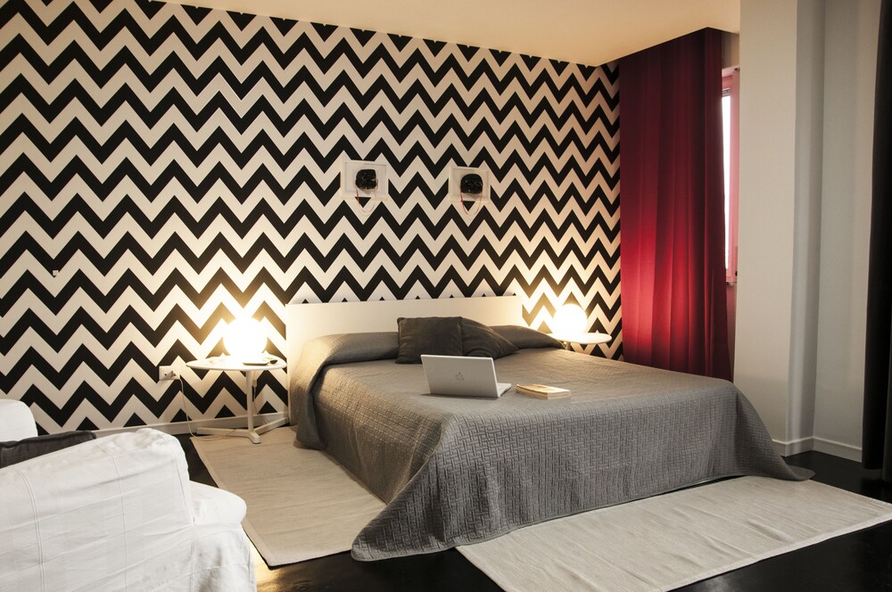 Il Faro - last minute hotel in Naples