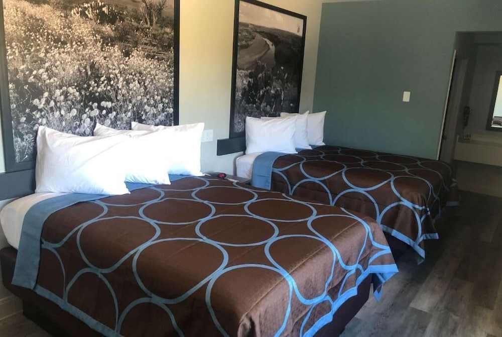 Hotel Blue Spring - photo 15