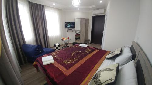 Villa Royal House