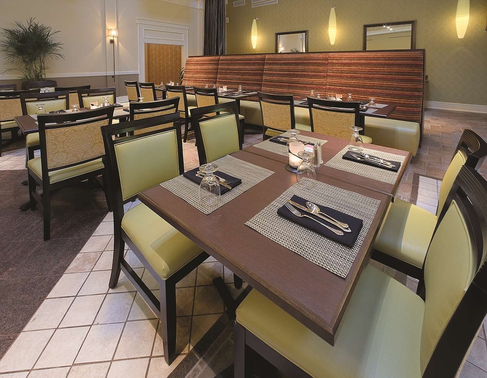 Doubletree Suites by Hilton at The Battery Atlanta - photo 40