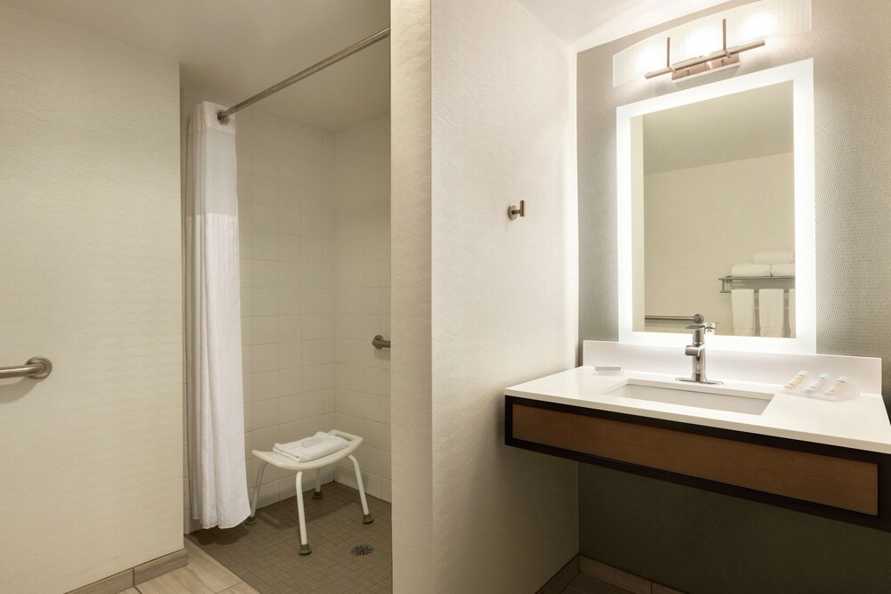Hilton Garden Inn Tifton - photo 34