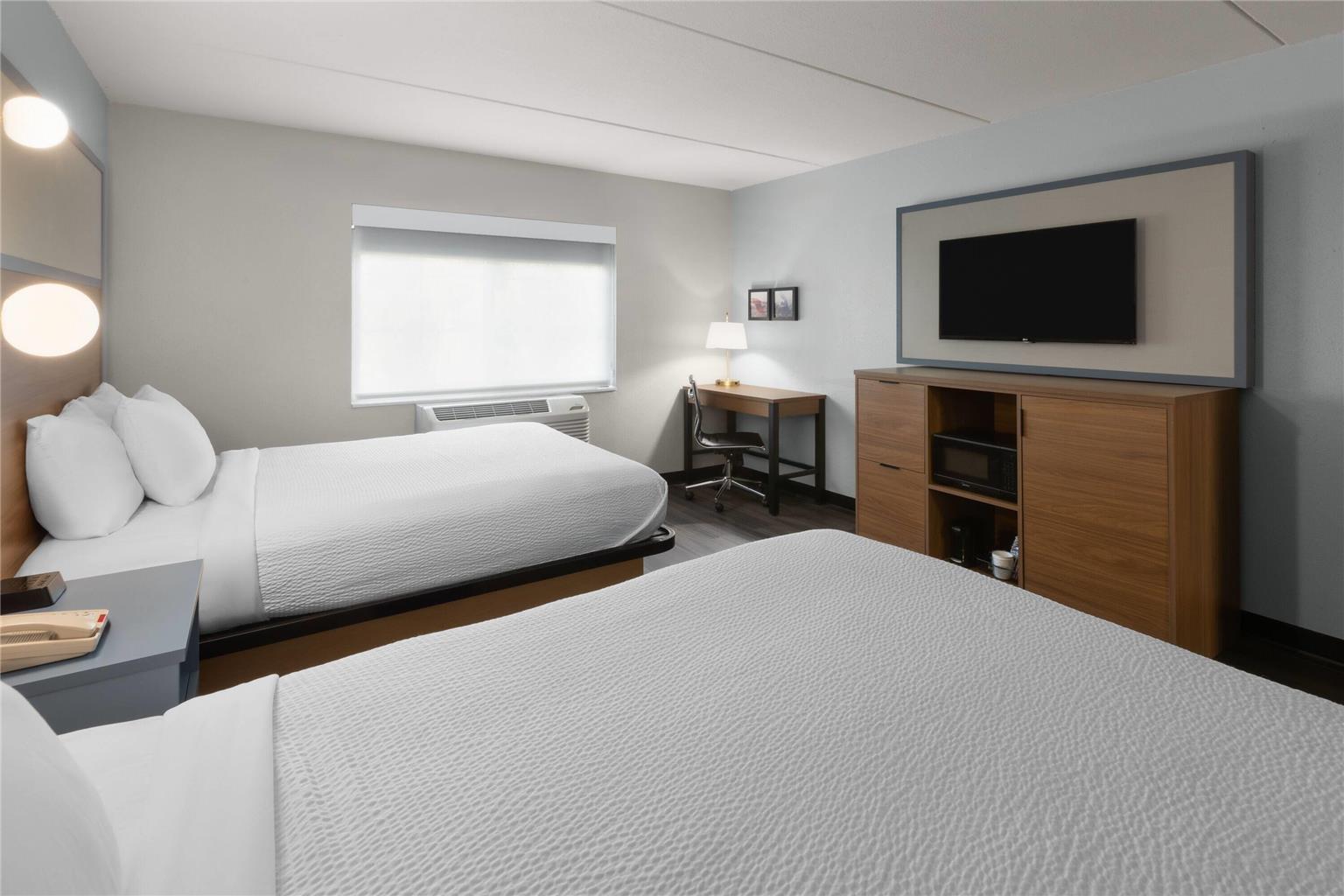 AmericInn by Wyndham Douglas Saugatuck - photo 20