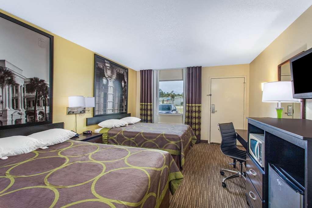 Super 8 by Wyndham Florence - photo 6