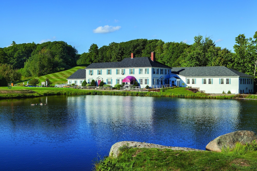 Crotched Mountain Resort — hotel in Francestown