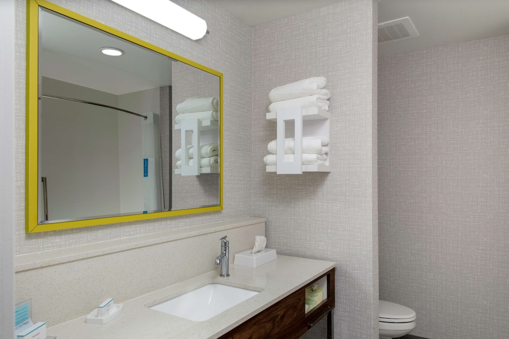 Hampton Inn & Suites Avon Indianapolis - photo 10