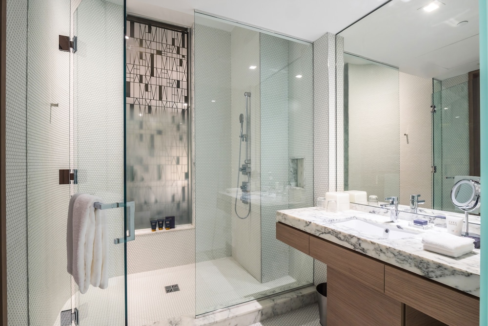 Suites at SLS Lux Brickell managed by CE - photo 12