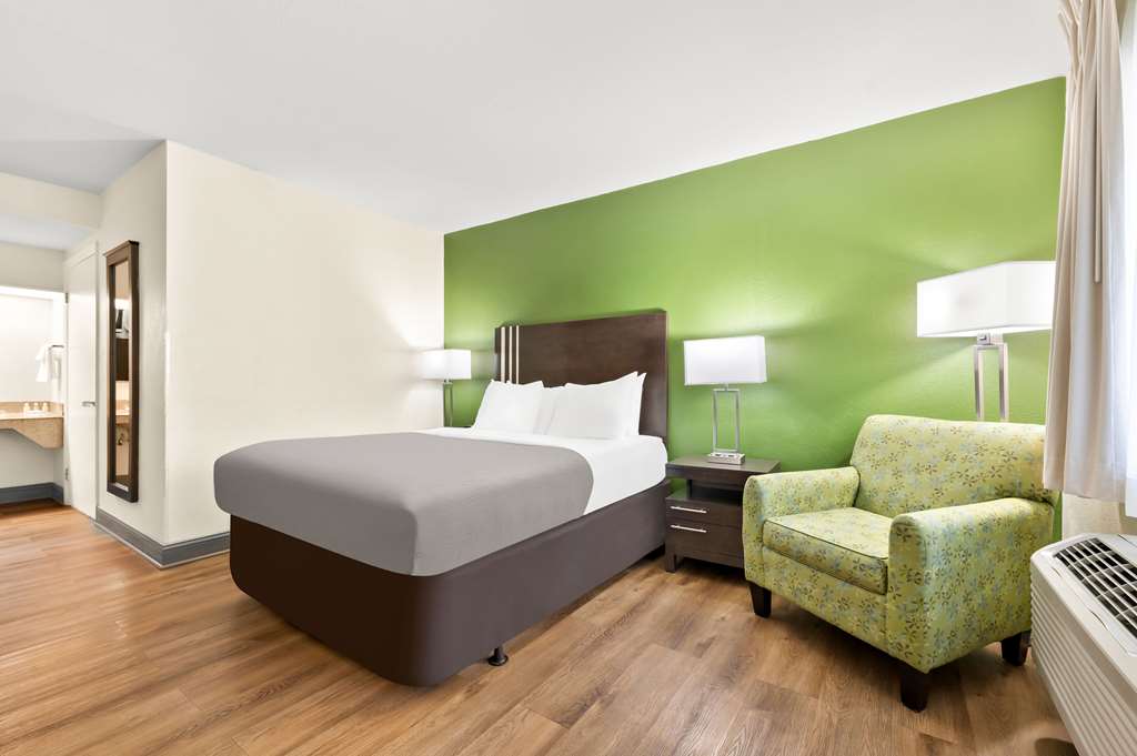 Quality Inn Pelham I 65 exit 246 - photo 28
