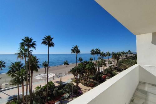 Avenida EspaA a 154 AE11 — 4-Star Luxury Hotel in Estepona, Spain