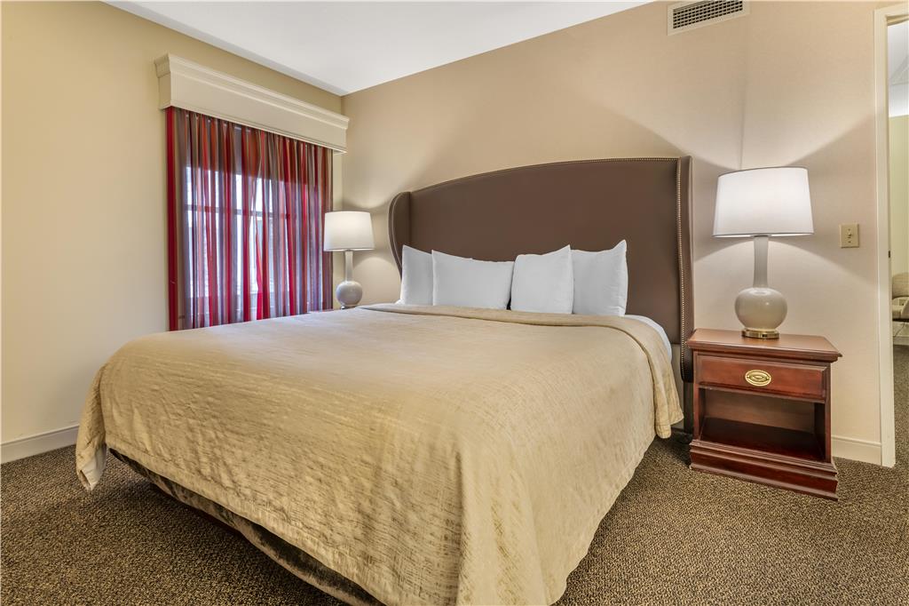 Best Western Plus The Normandy Inn & Suites - photo 8