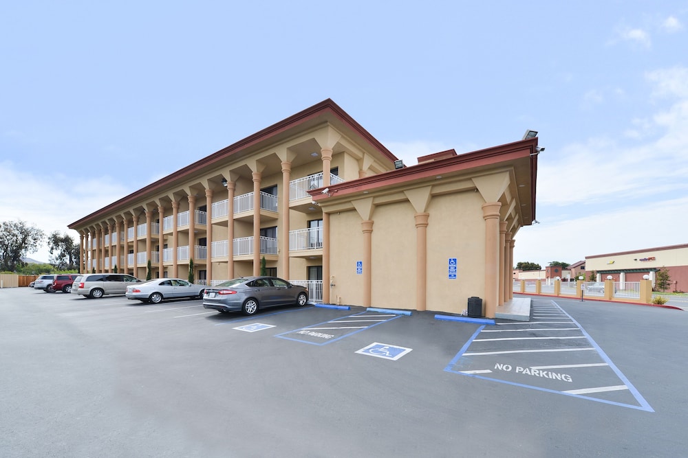 The Prime Suites Vallejo Napa Valley - photo 21