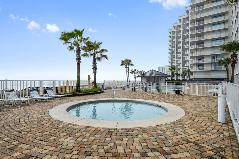Windward Pointe 804 Sleeps 10 Beachfront Resort Amenities - photo 32