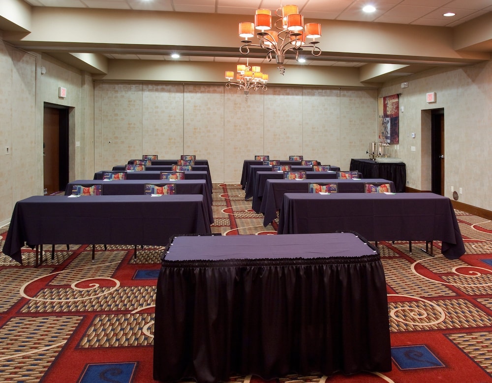 Holiday Inn Hotel & Suites Salt Lake City Airport West by IHG - photo 65