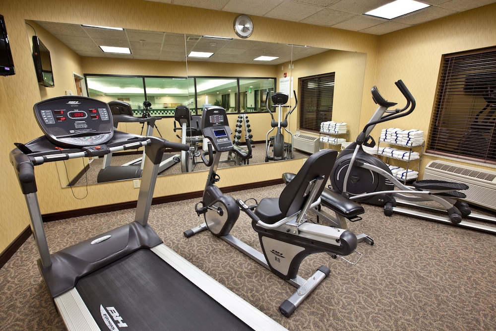Holiday Inn Express Hotel & Suites Plymouth by IHG - photo 38