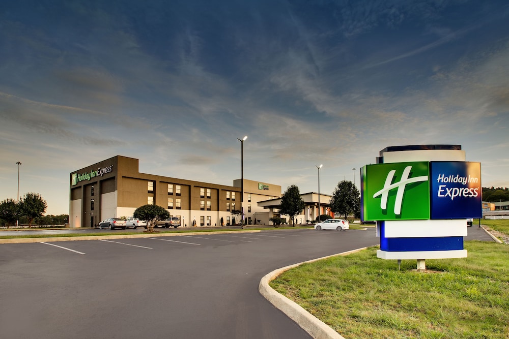 Holiday Inn Express Horse Cave by IHG - photo 48