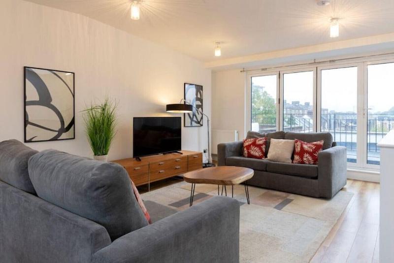 Deluxe Central London Camden — 4-Star Luxury Hotel in London, United Kingdom
