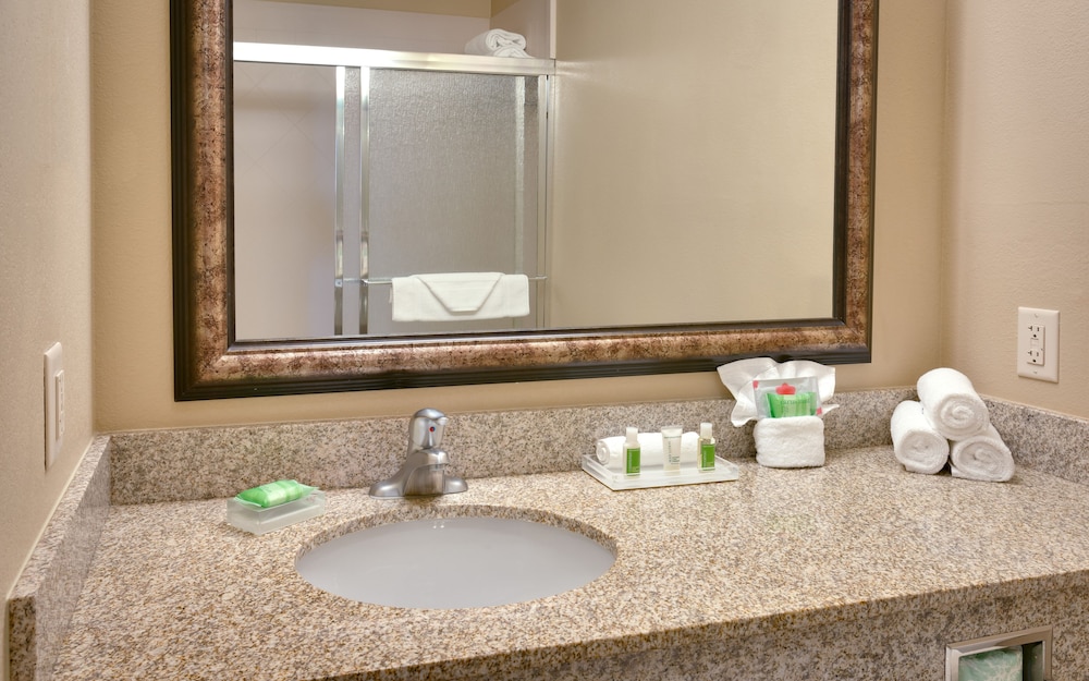 Holiday Inn Hotel & Suites Salt Lake City Airport West by IHG - photo 25