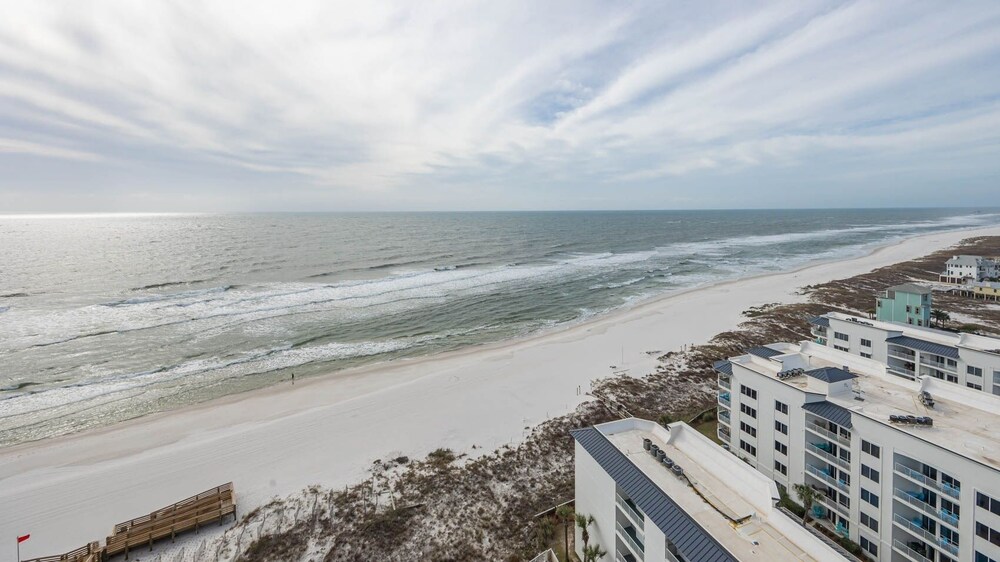 Phoenix Gulf Towers 1202 2 Bedroom Condo - photo 54