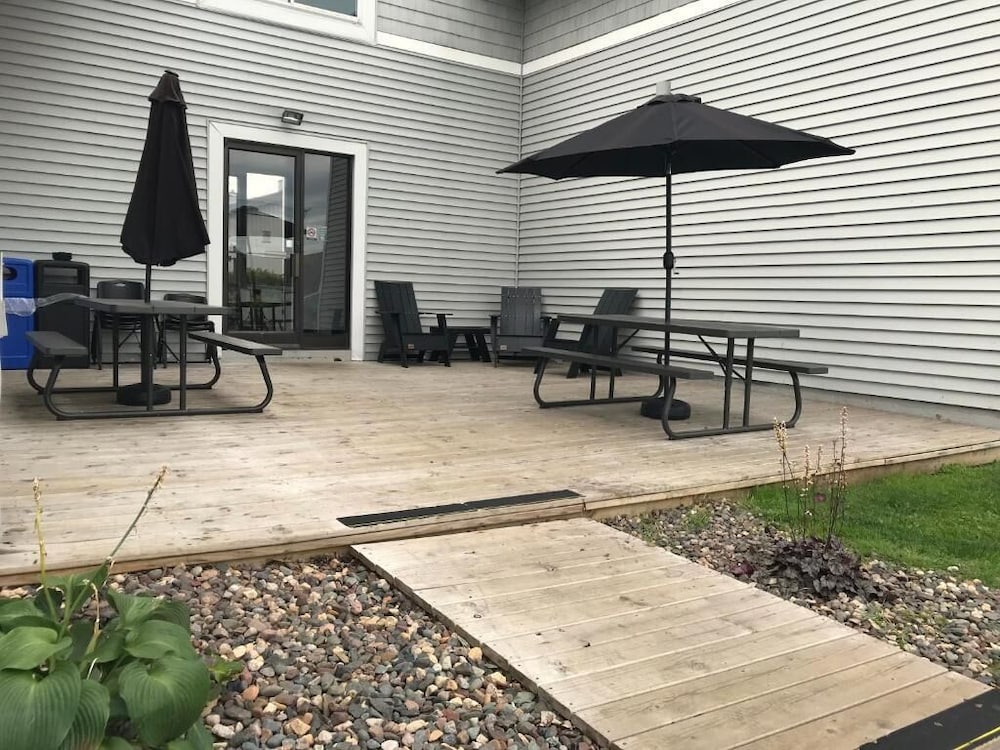 Superior Inn - photo 19