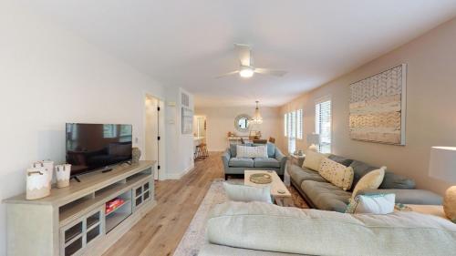 7805 Centre Court - photo 5