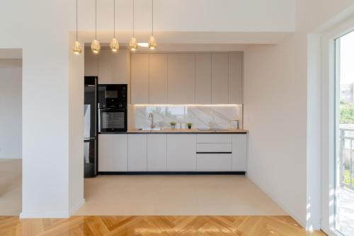 Luxury Apartment Ana — 4-Star Luxury Hotel in Podstrana, Croatia