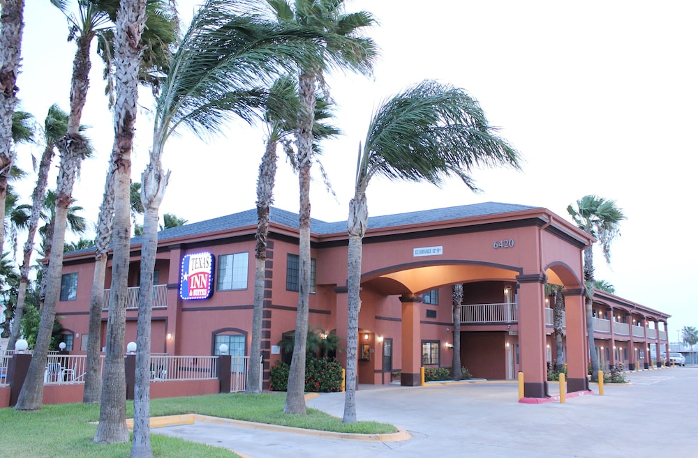 Texas Inn and Suites McAllen at La Plaza Mall and Airport - photo 34
