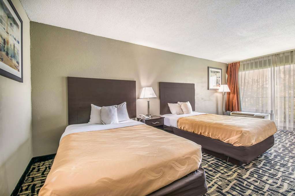 Quality Inn & Suites York East - photo 26