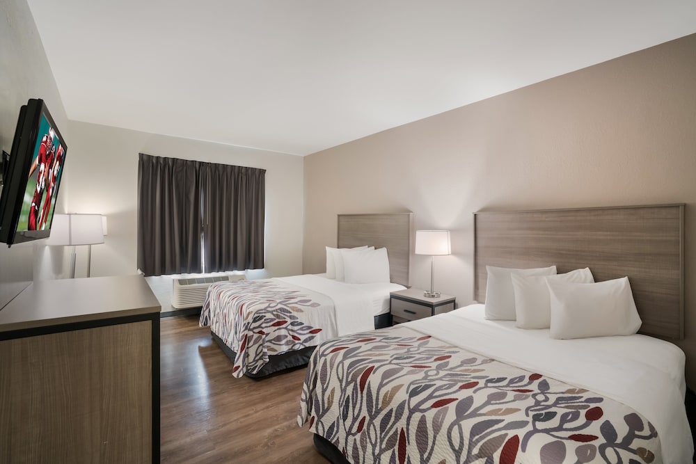 Red Roof Inn & Suites Carrollton GA West Georgia - photo 17