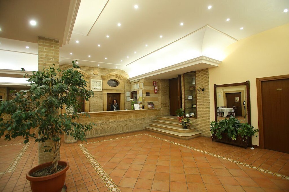 Hotel Villa Romana — Piazza Armerina