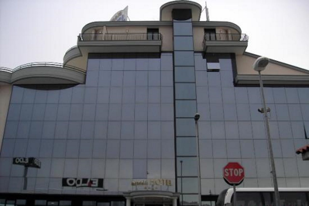 La Mela Hotel