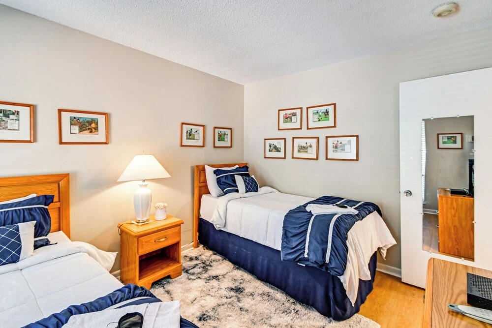 Lakeview Condo w Resort Pool: 2 Miles to Golf - photo 2