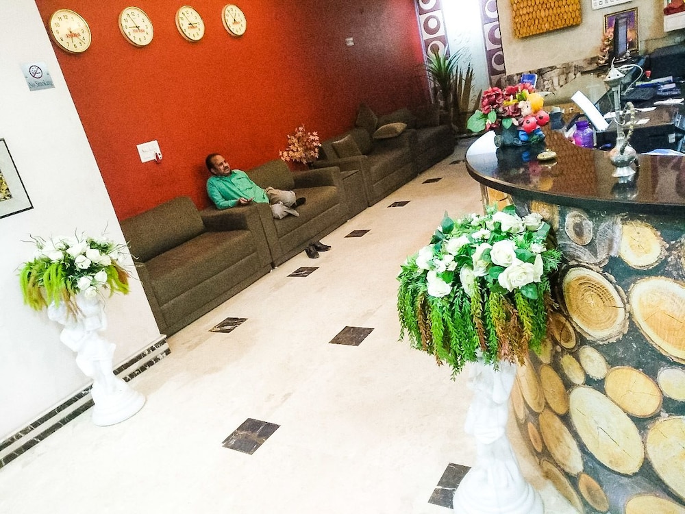 Hotel RB Palace — hotel in Dhaulpur