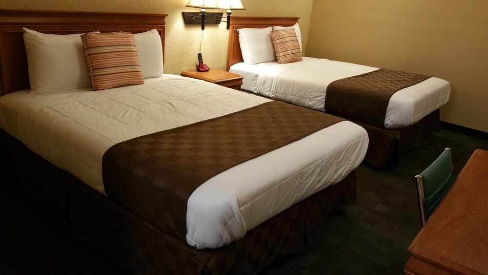 Economy Express Inn - photo 7