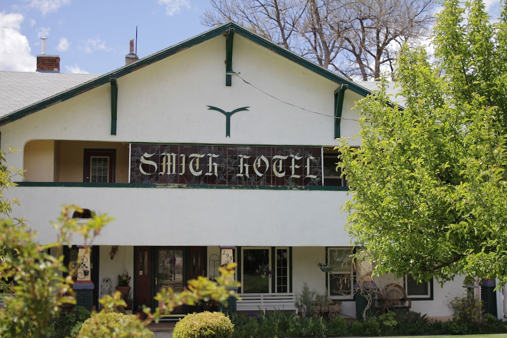 Historic Smith Hotel B&B - photo 54