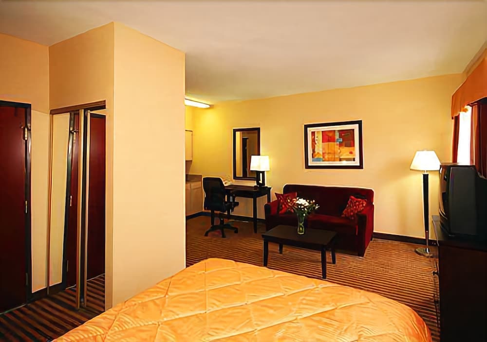 Candlewood Suites Houston NE Stafford by IHG - photo 6