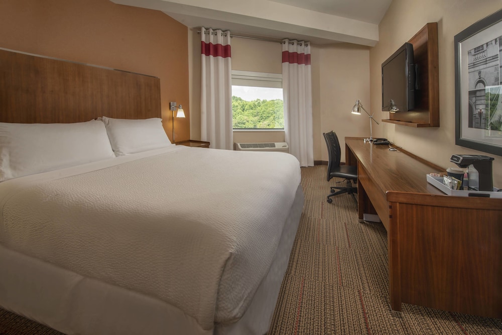 Four Points by Sheraton Newark Christiana Wilmington - photo 12