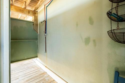 Beach Barracks by Oak Island Accommodations - photo 45