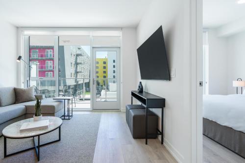 Level Long Beach East Village - photo 57