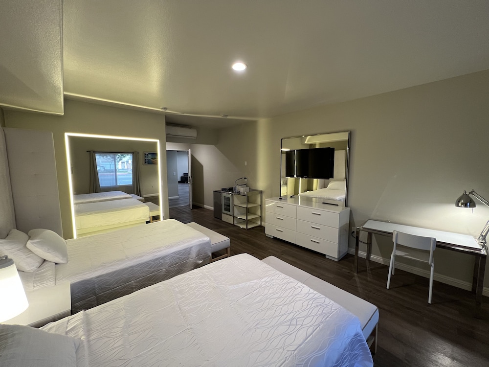 Aspire Inn & Suites Orange - photo 8