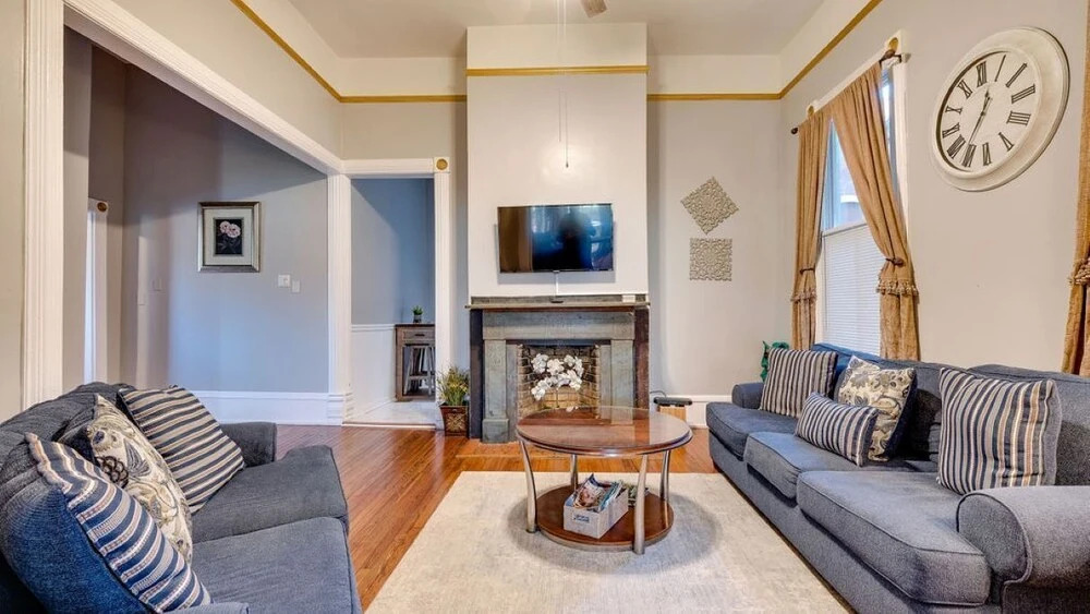 Forsyth Park 2 Bedroom Beauty — 4-Star Luxury Hotel in Savannah, United States