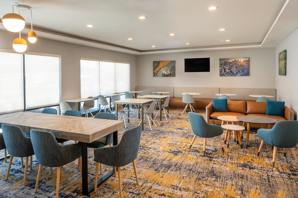 TownePlace Suites by Marriott Vernal - photo 33