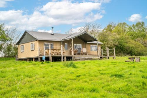 Skylark Sweffling Hall in Aldeburgh, United Kingdom