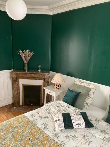 Cosy appartement in Paris — 4-Star Luxury Hotel in Paris, France